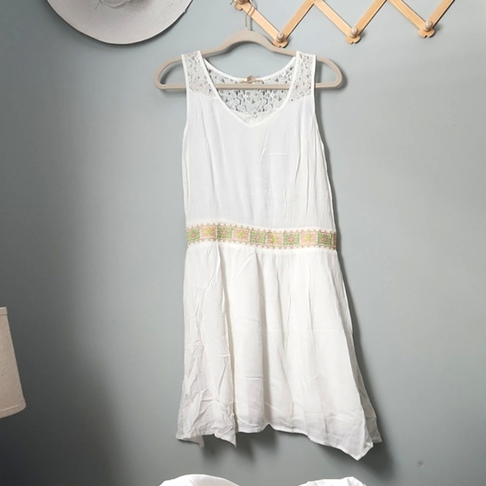 NWT Hem and Thread dress